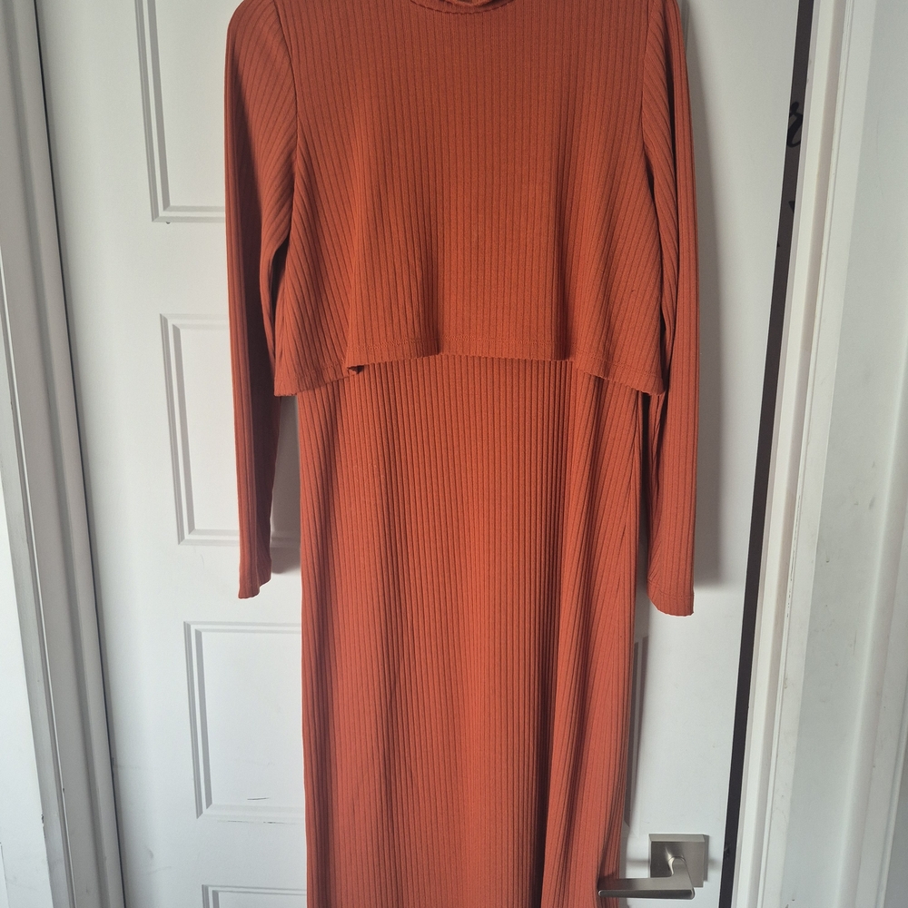Maternity Nursing Old Navy Orange Rust Long Sleeve Dress| Robe D'allaitement